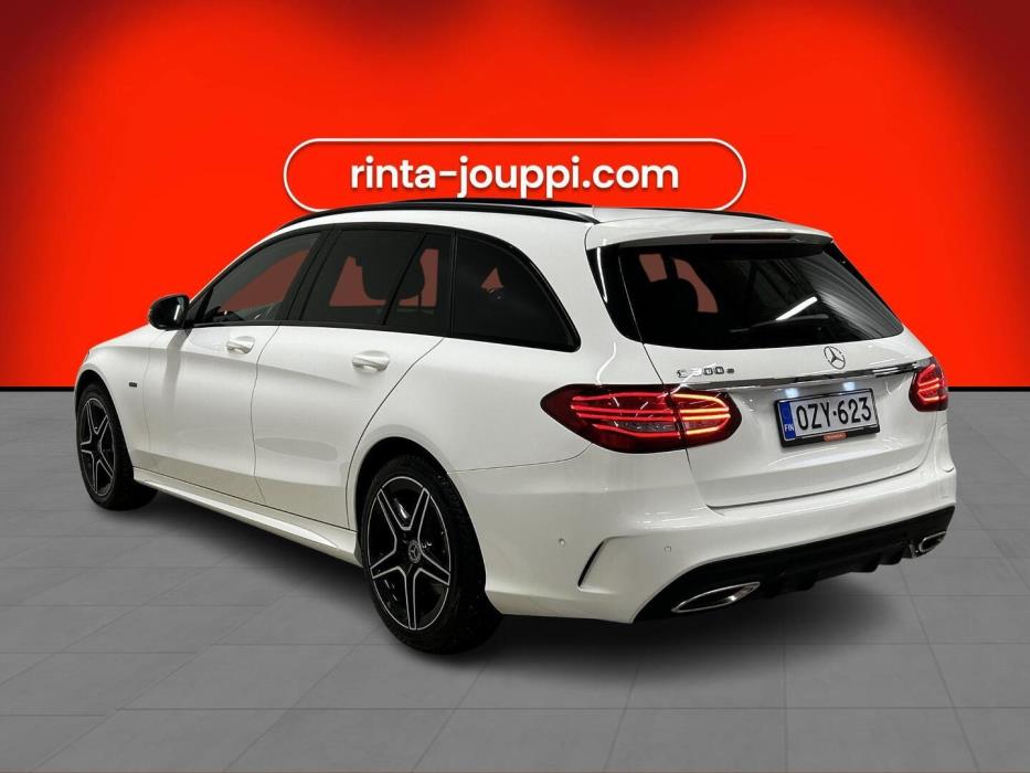 MERCEDES-BENZ C 2020