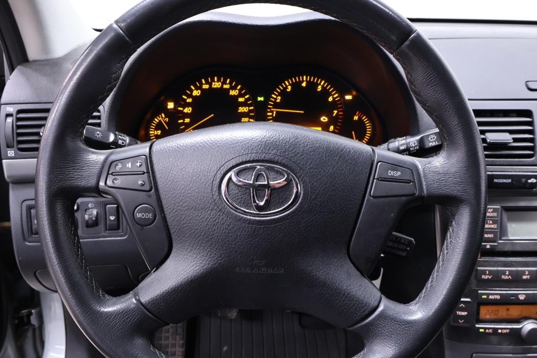TOYOTA Avensis 2008
