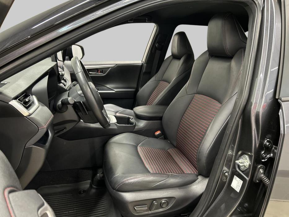 TOYOTA RAV4 PLUG-IN 2023