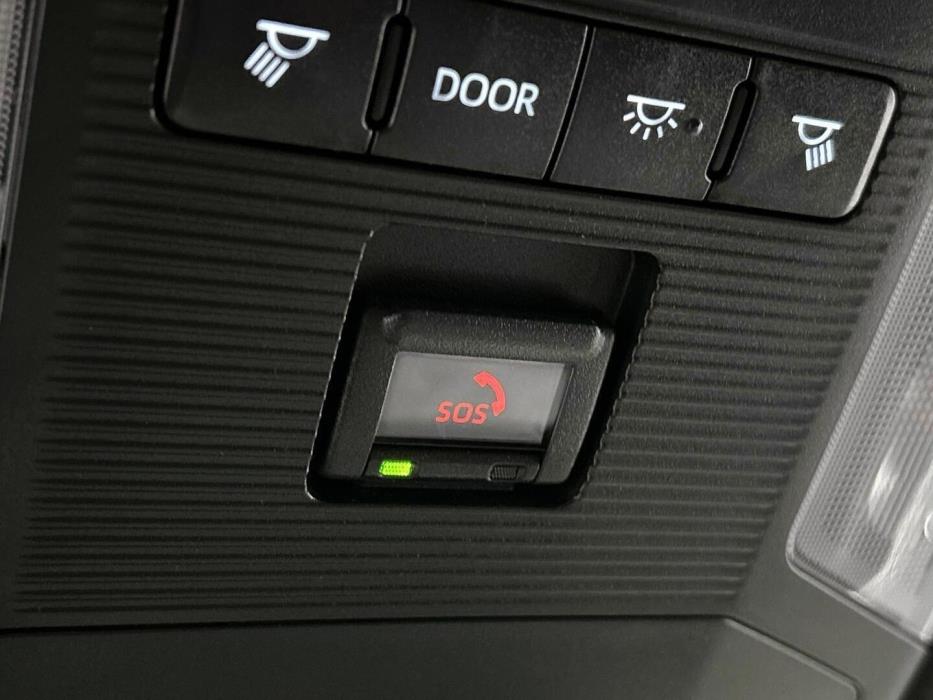 TOYOTA RAV4 PLUG-IN 2023