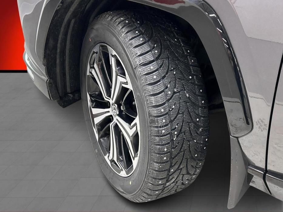 TOYOTA RAV4 PLUG-IN 2023