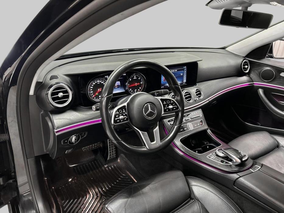 MERCEDES-BENZ E 2020