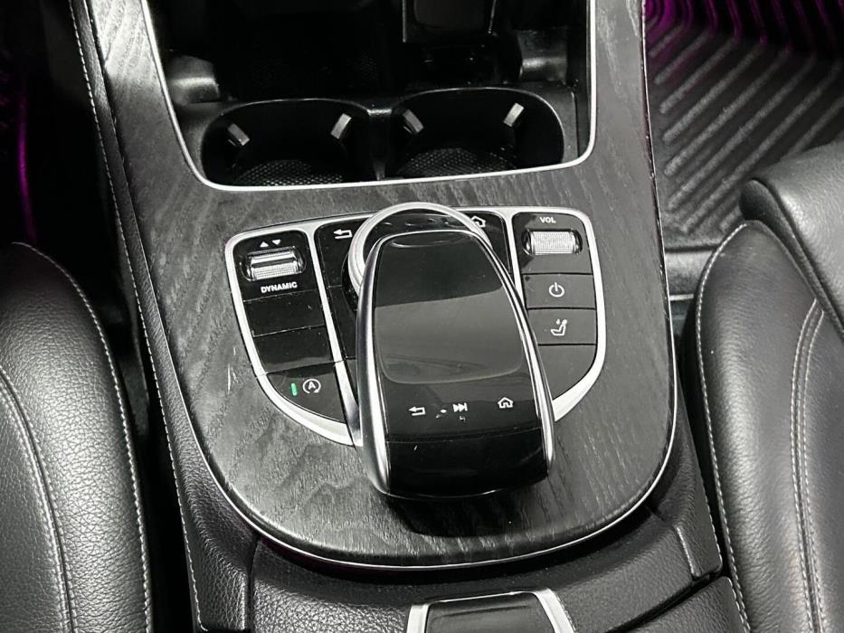 MERCEDES-BENZ E 2020