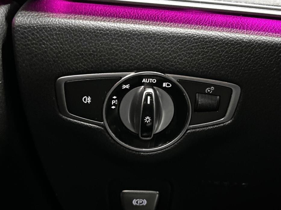 MERCEDES-BENZ E 2020