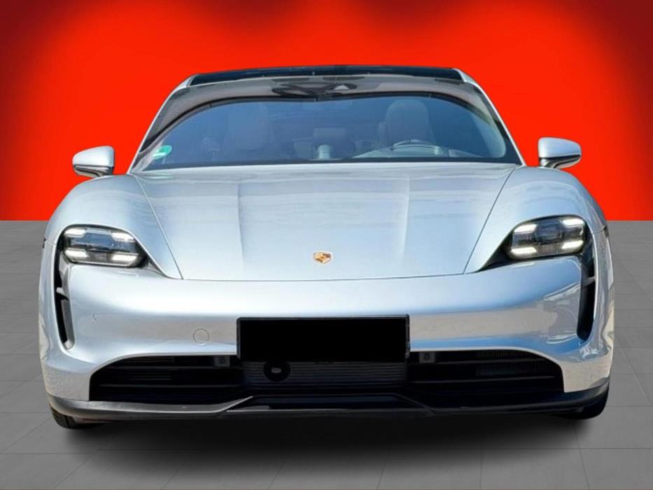 PORSCHE TAYCAN 2023