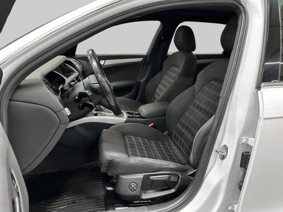 AUDI A4 2013