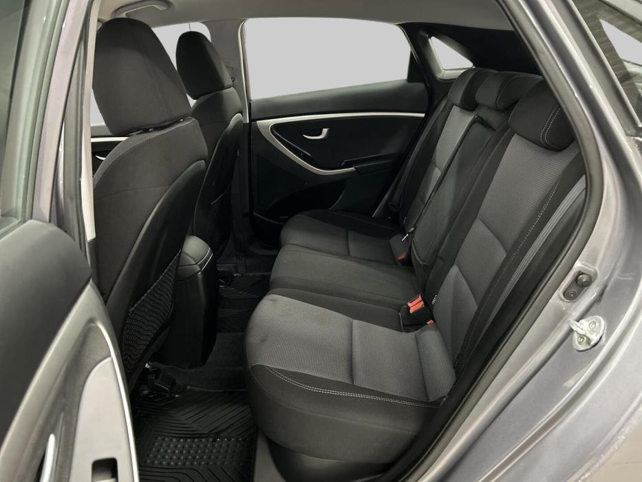 HYUNDAI i30 5d 2014