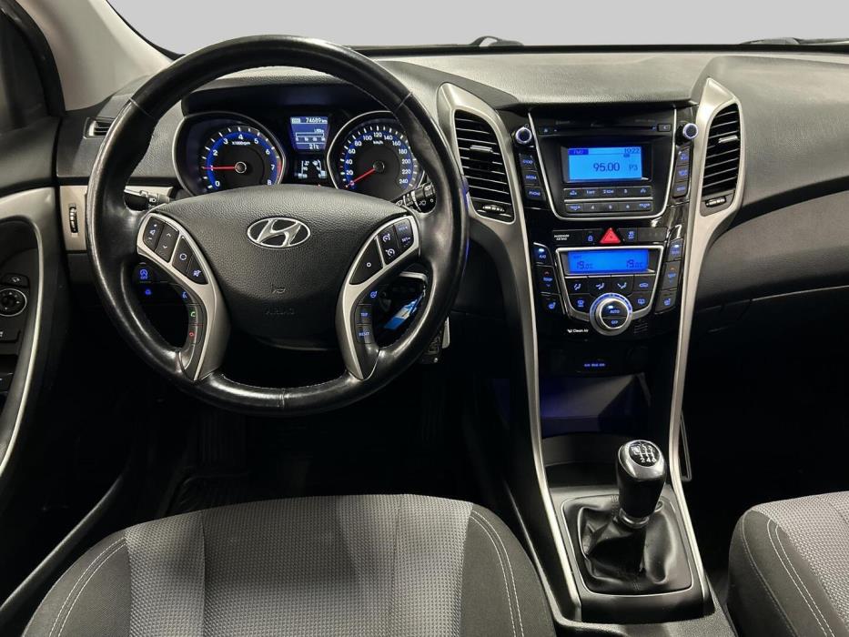 HYUNDAI i30 5d 2014