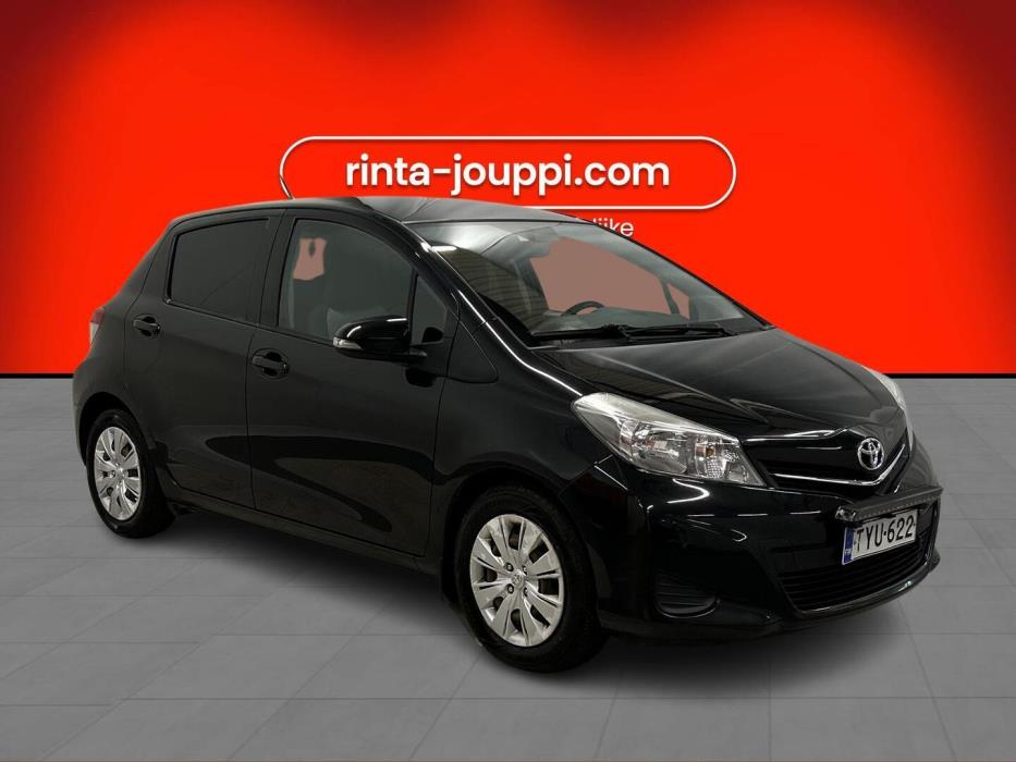 TOYOTA Yaris 2012