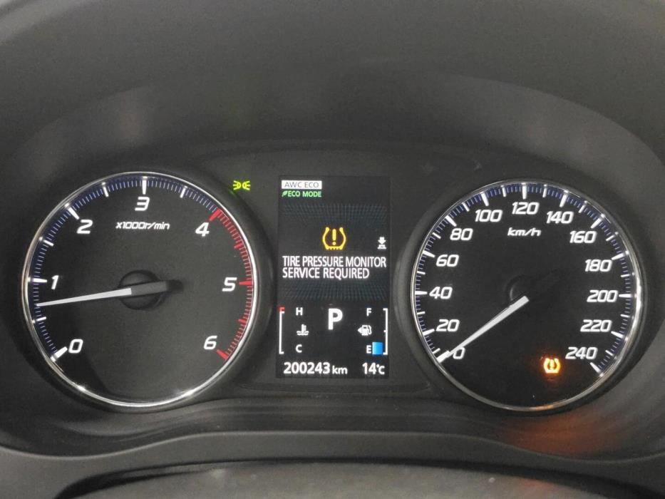 MITSUBISHI Outlander 2015