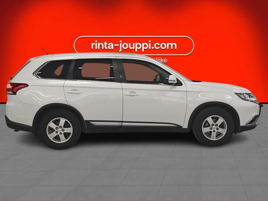 MITSUBISHI Outlander 2015