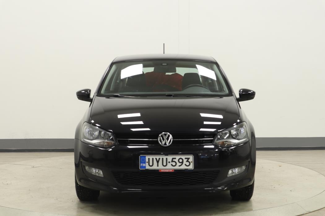VOLKSWAGEN Polo 2014