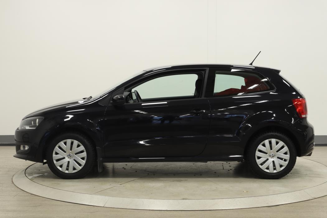 VOLKSWAGEN Polo 2014