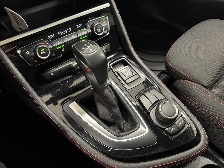 BMW 220 2016