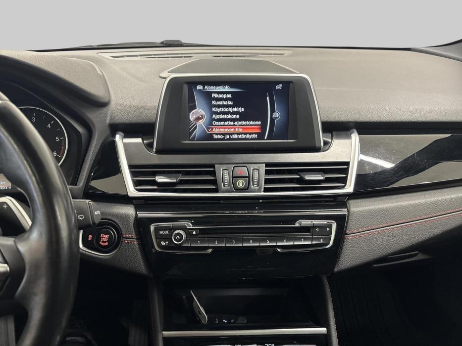BMW 220 2016