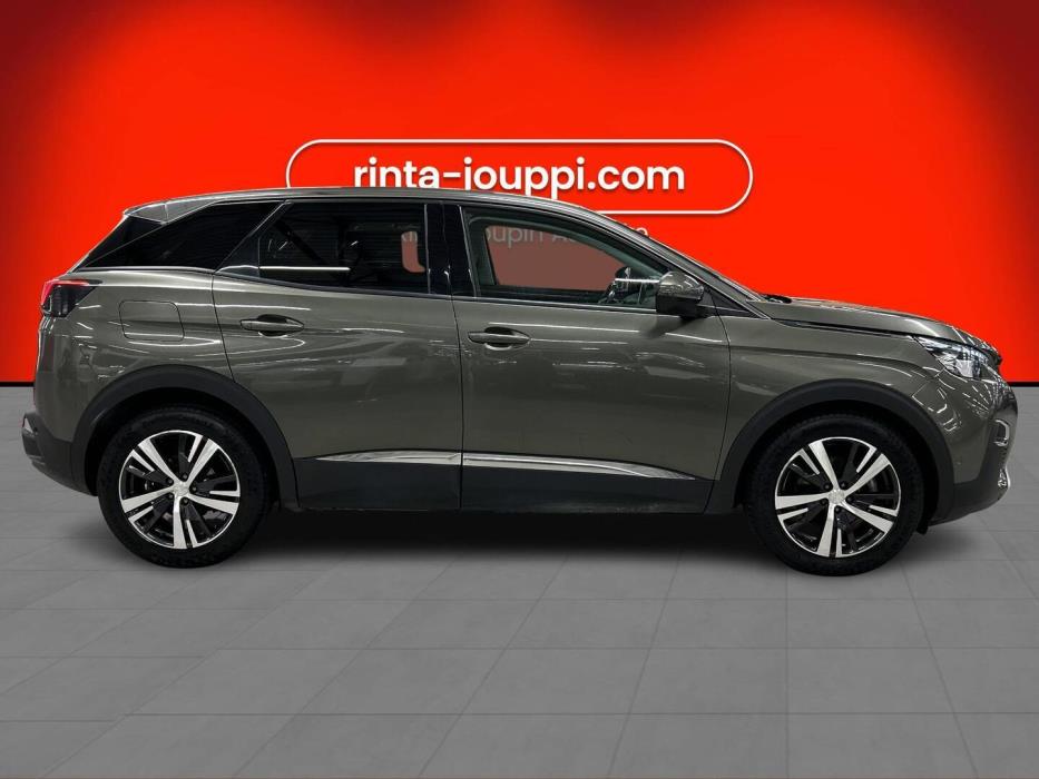 PEUGEOT 3008 2018