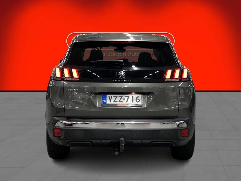 PEUGEOT 3008 2018