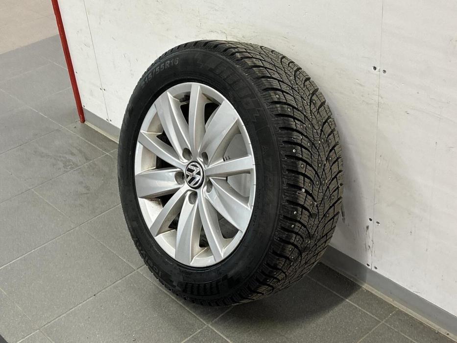 VOLKSWAGEN Passat 2012