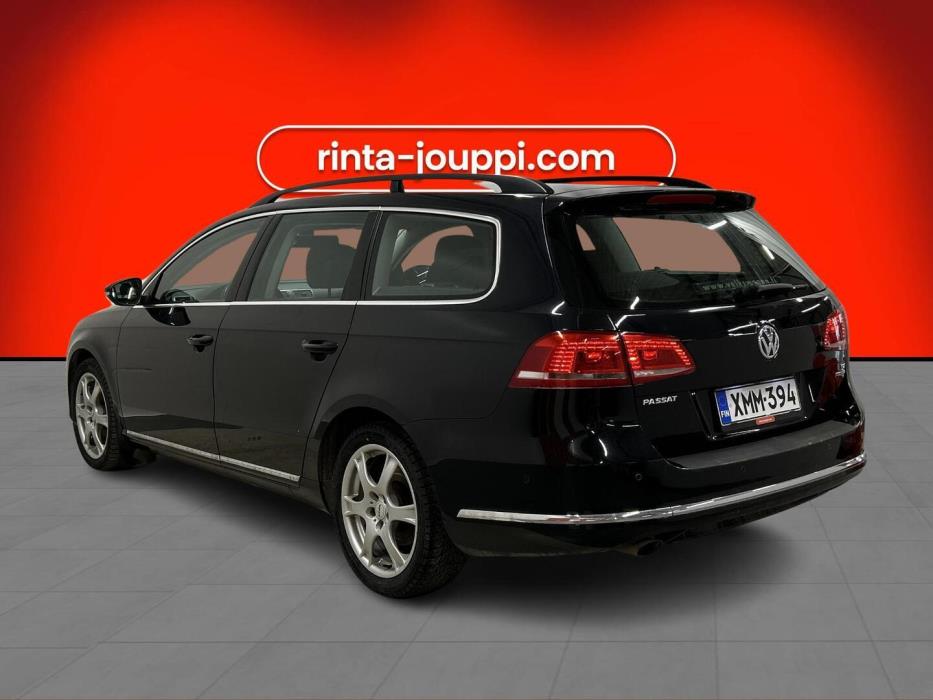 VOLKSWAGEN Passat 2012