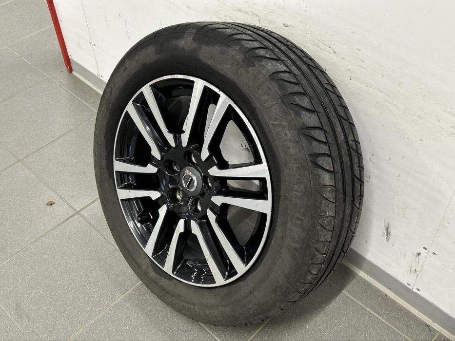 VOLVO V40 Cross Country 2017