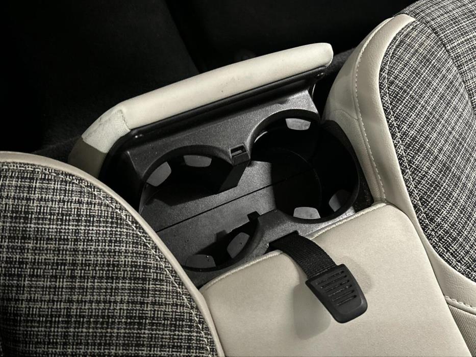 VOLVO V40 Cross Country 2017