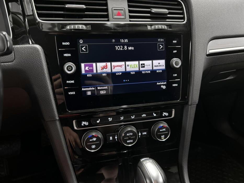 VOLKSWAGEN Golf 2018