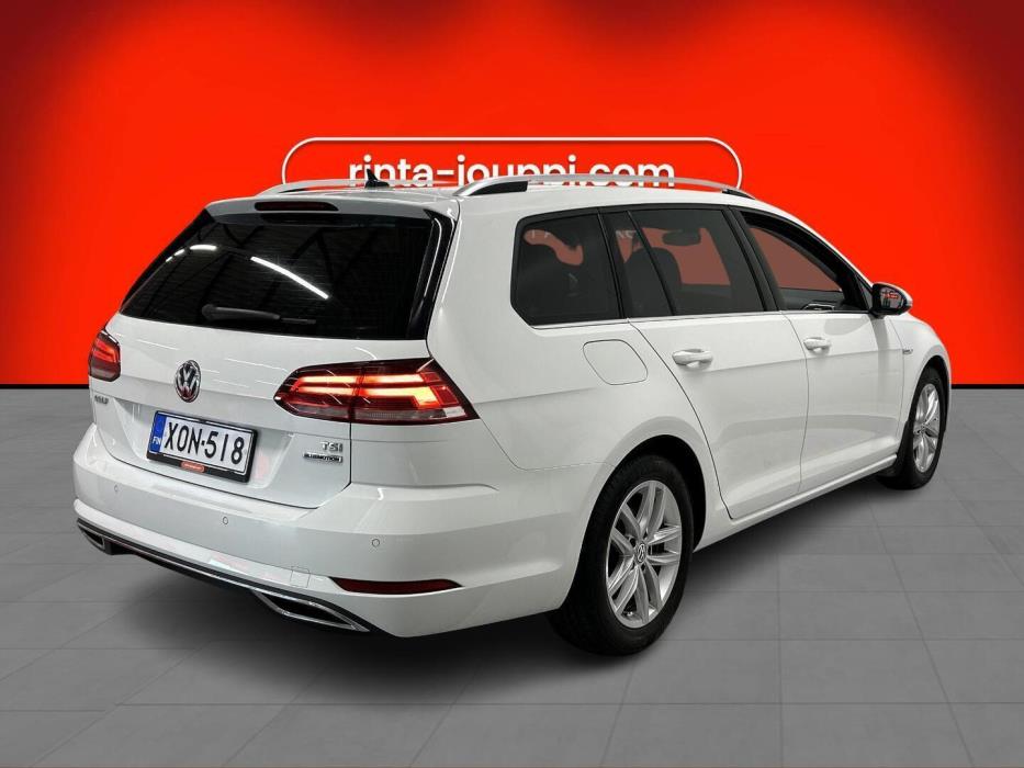 VOLKSWAGEN Golf 2018