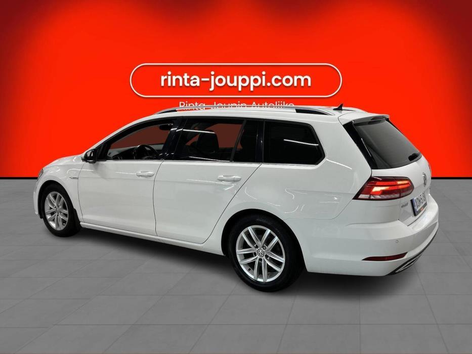 VOLKSWAGEN Golf 2018