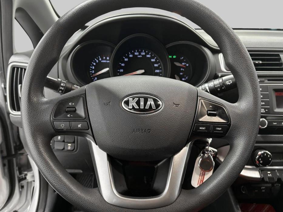 KIA RIO 2016