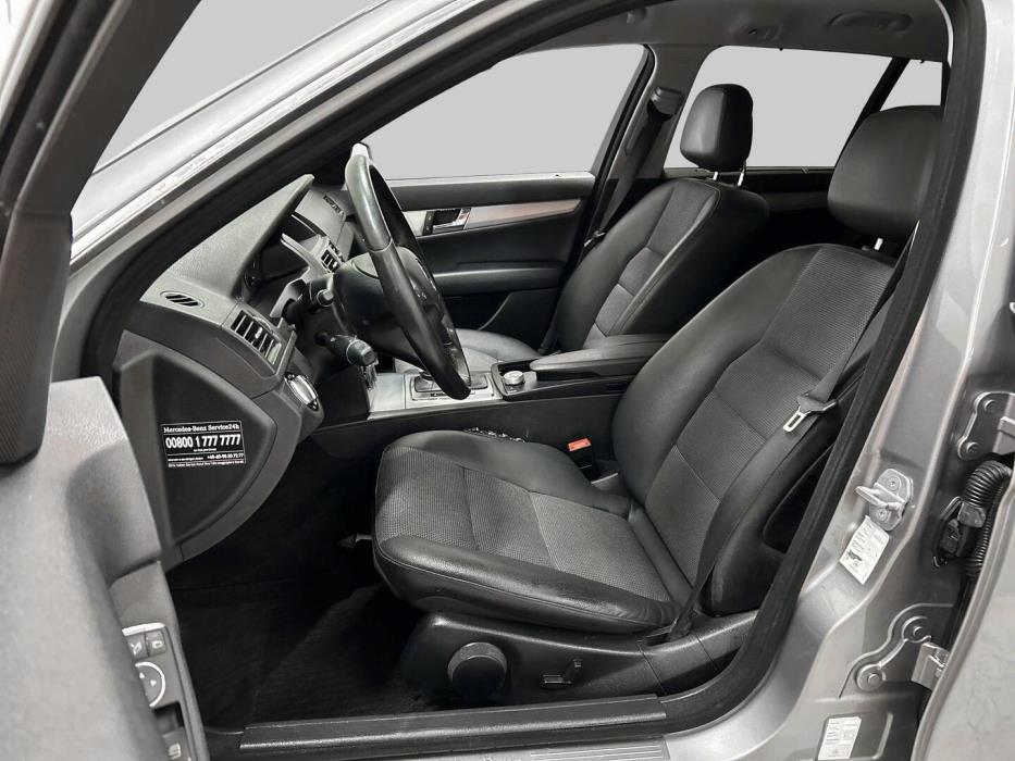 MERCEDES-BENZ C 2010