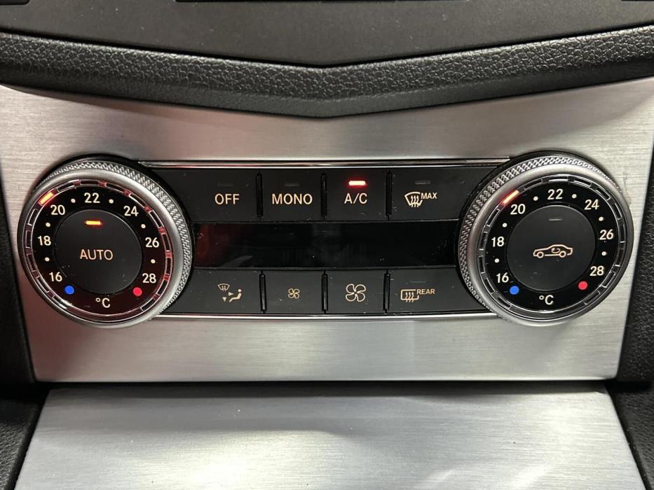 MERCEDES-BENZ C 2010