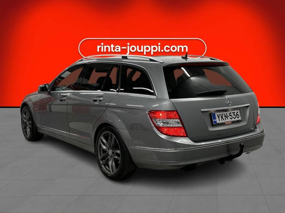 MERCEDES-BENZ C 2010