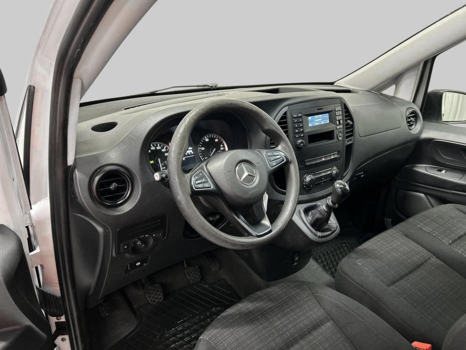 MERCEDES-BENZ Vito 2016