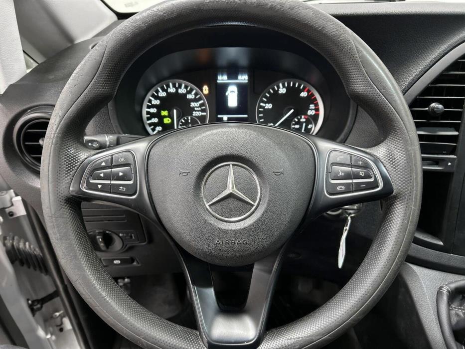 MERCEDES-BENZ Vito 2016