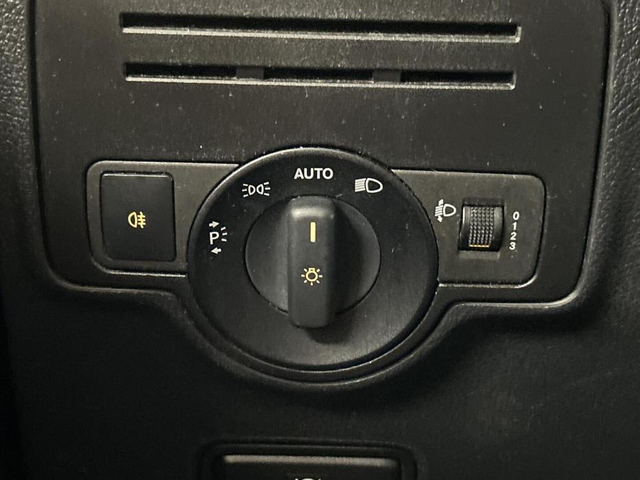 MERCEDES-BENZ Vito 2016