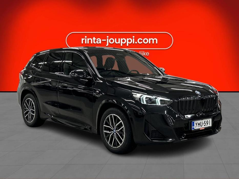 BMW IX1 2023