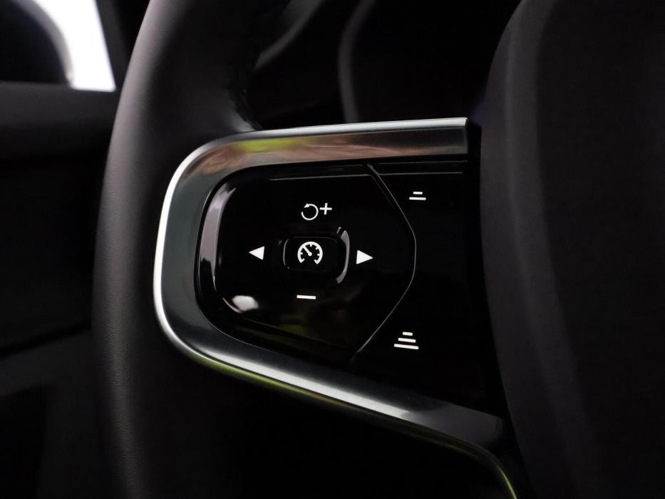 POLESTAR 2 2024