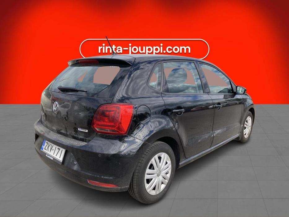 VOLKSWAGEN Polo 2016