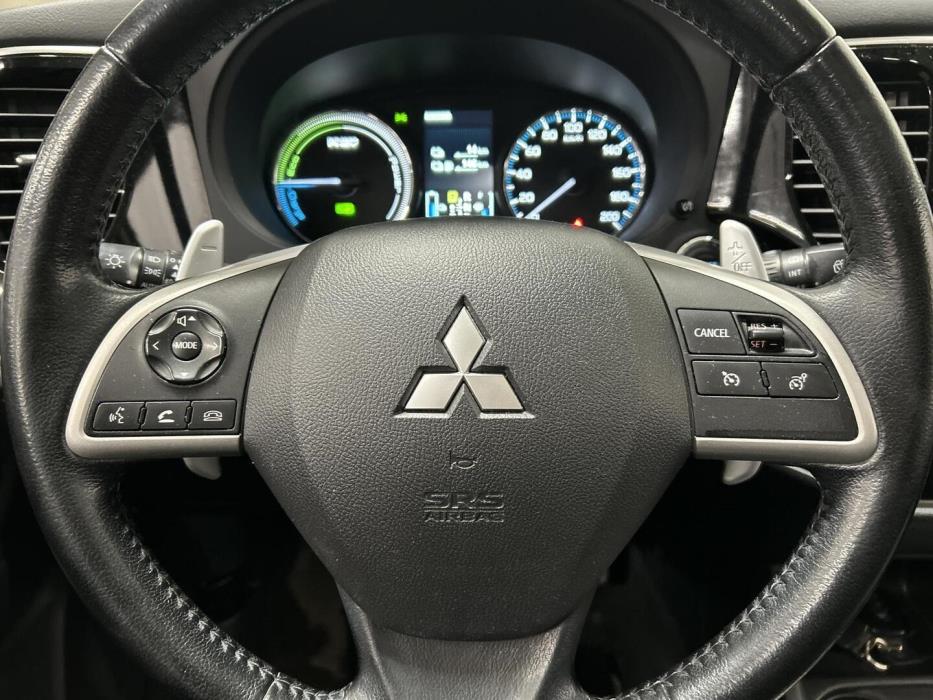 MITSUBISHI Outlander 2014