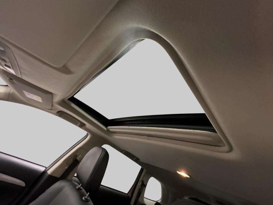 MITSUBISHI Outlander 2014