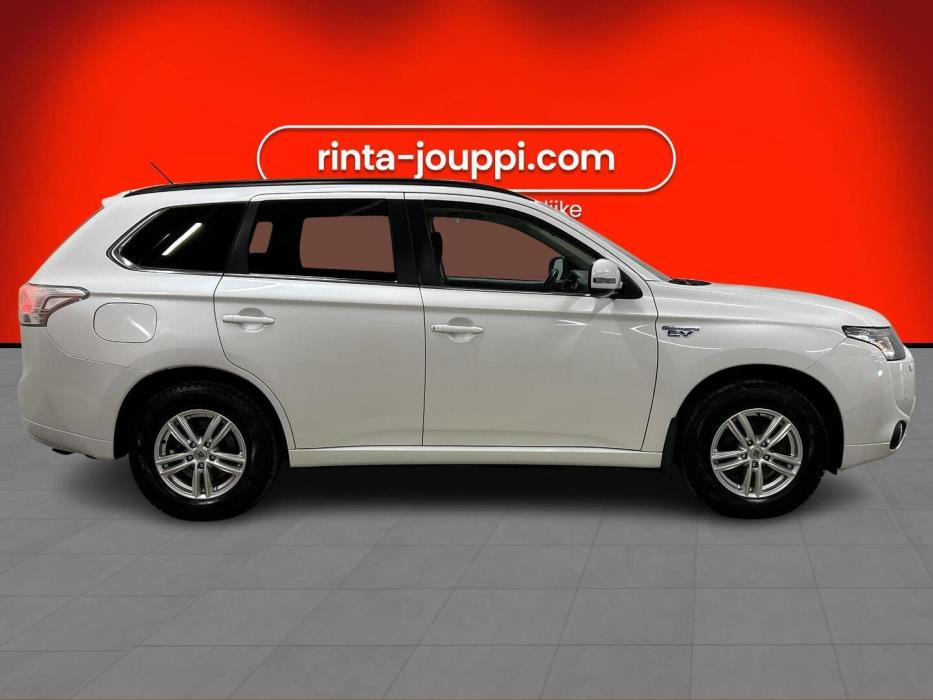 MITSUBISHI Outlander 2014