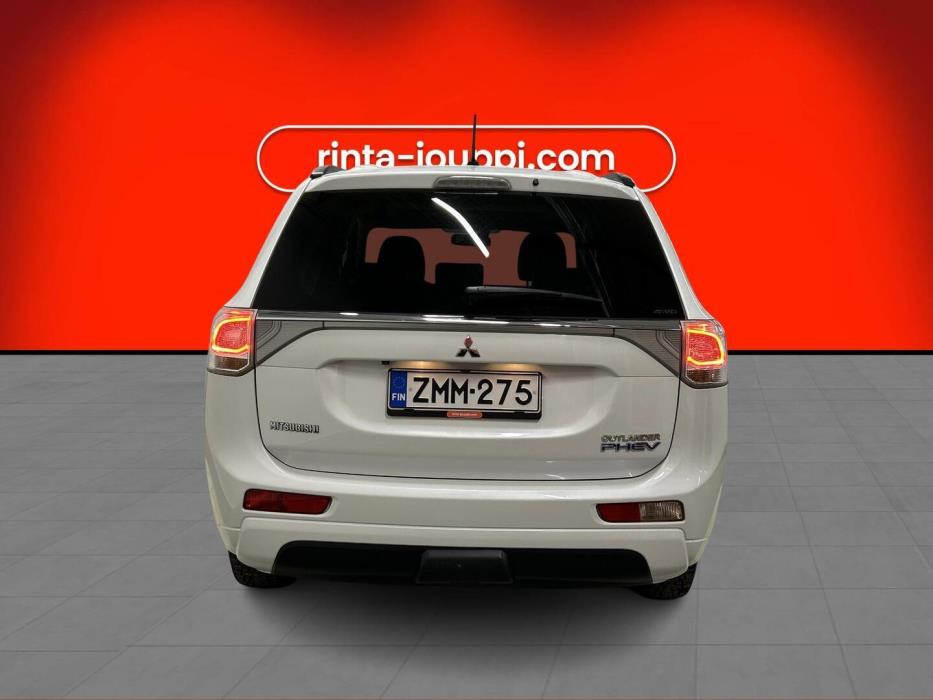 MITSUBISHI Outlander 2014