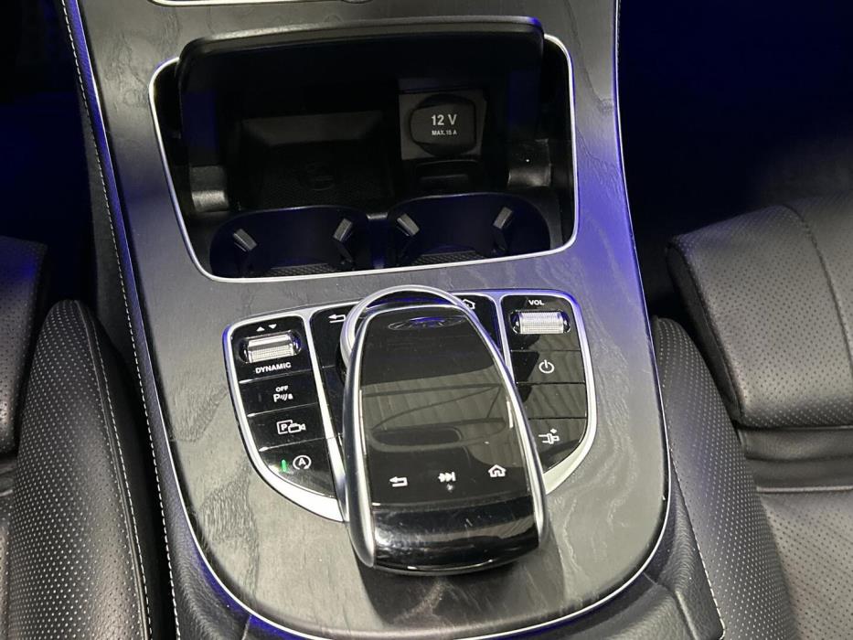 MERCEDES-BENZ E 2019