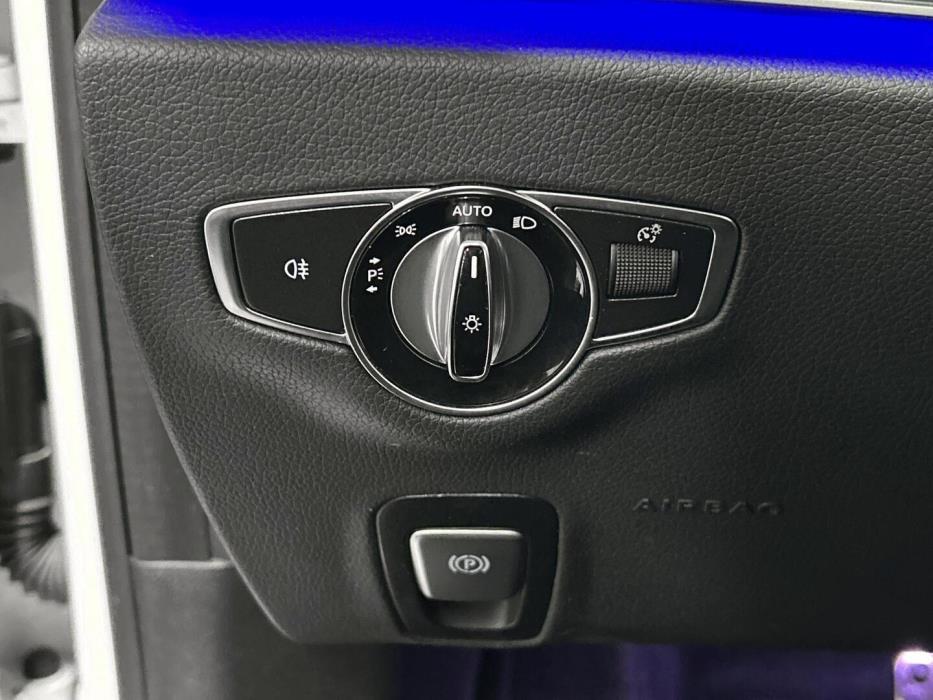 MERCEDES-BENZ E 2019