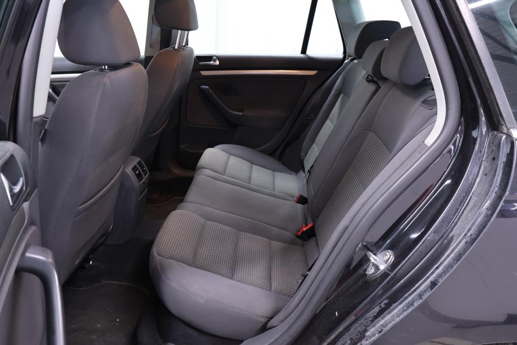 VOLKSWAGEN Golf 2008