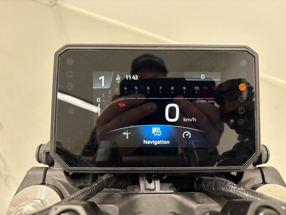 YAMAHA MT-09 2025