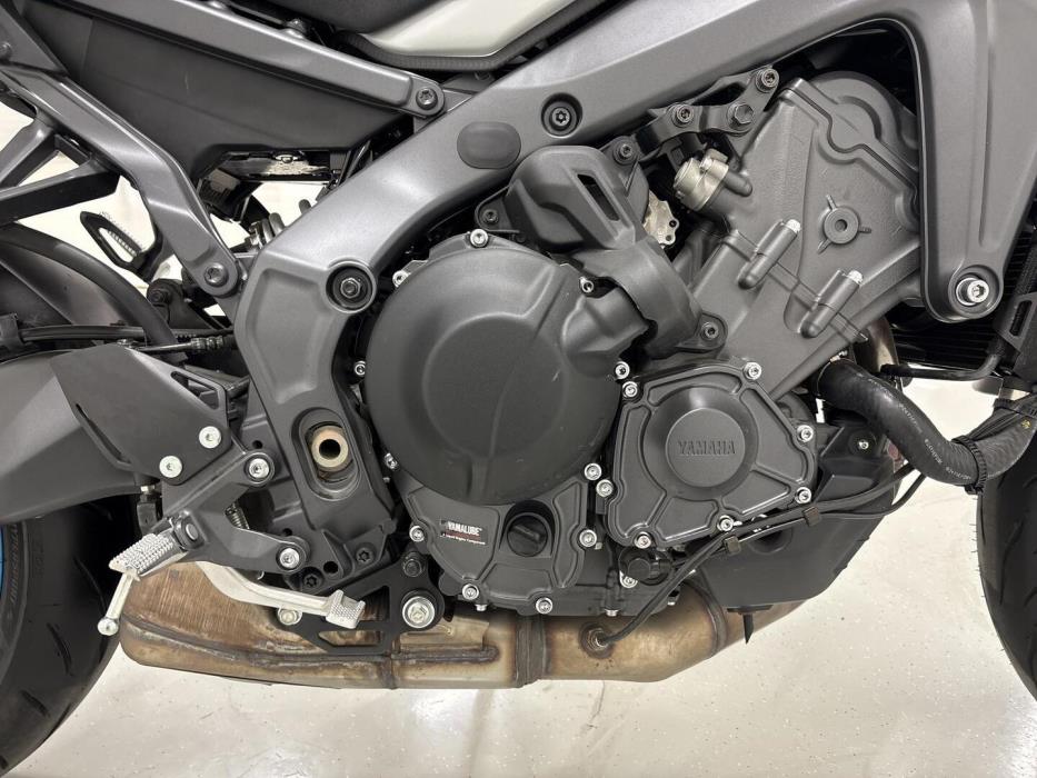 YAMAHA MT-09 2025