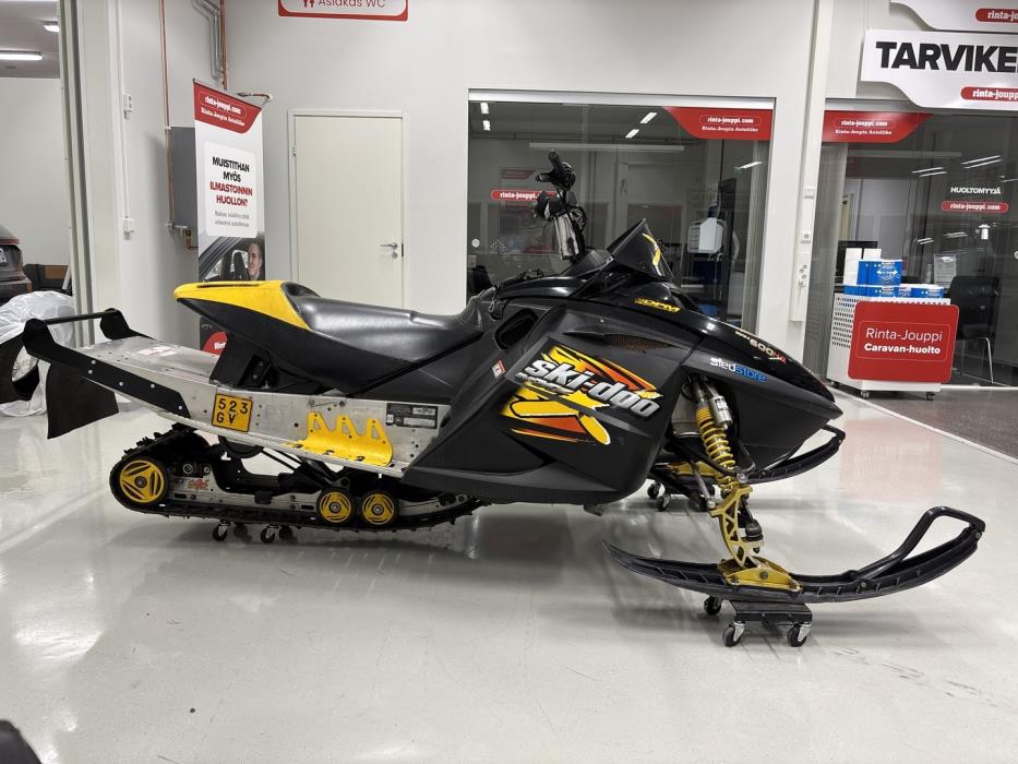 SKI-DOO MX Z 2006