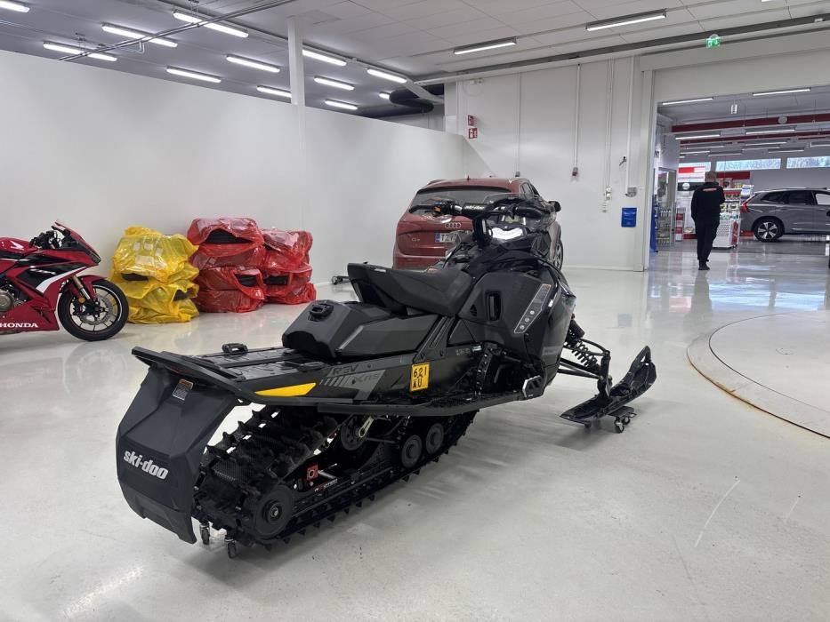 SKI-DOO MX Z 2018