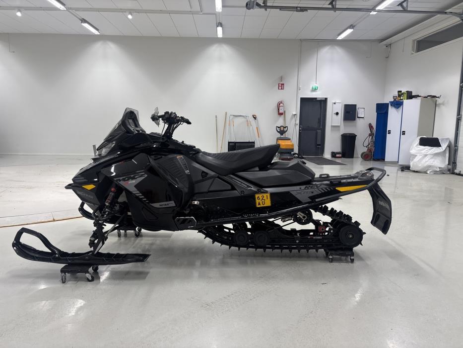 SKI-DOO MX Z 2018